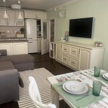 Shabby Chic Apartment Varna