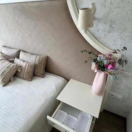 Apartment Shabby Chic Varna